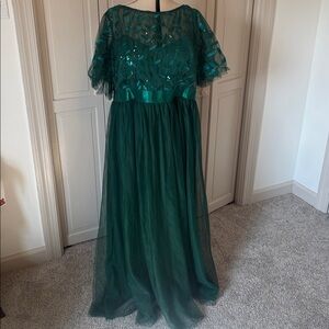 Elegant green formal dress
